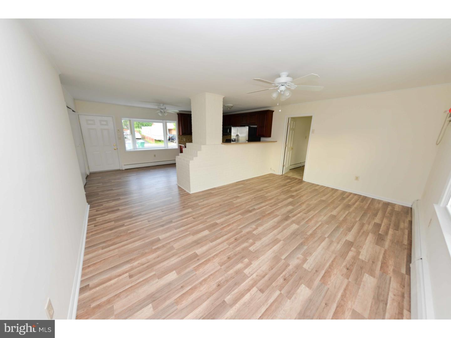 17 Butternut Road Levittown, PA 19057 - Photo 14 of 25 Gallery Image 14