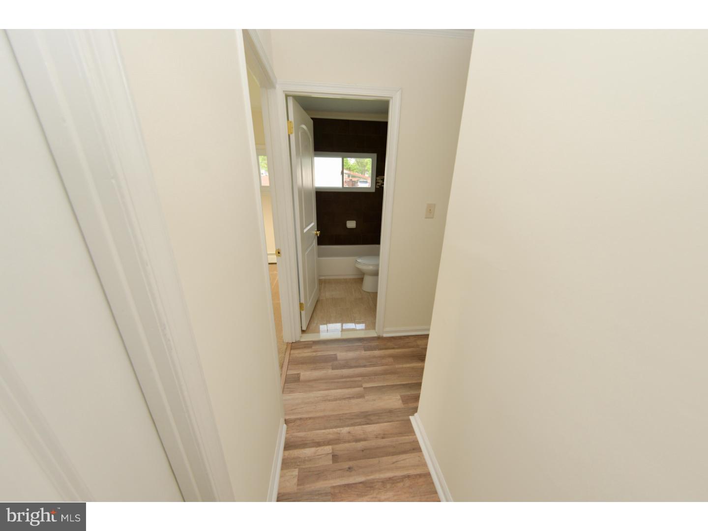 17 Butternut Road Levittown, PA 19057 - Photo 17 of 25 Gallery Image 17