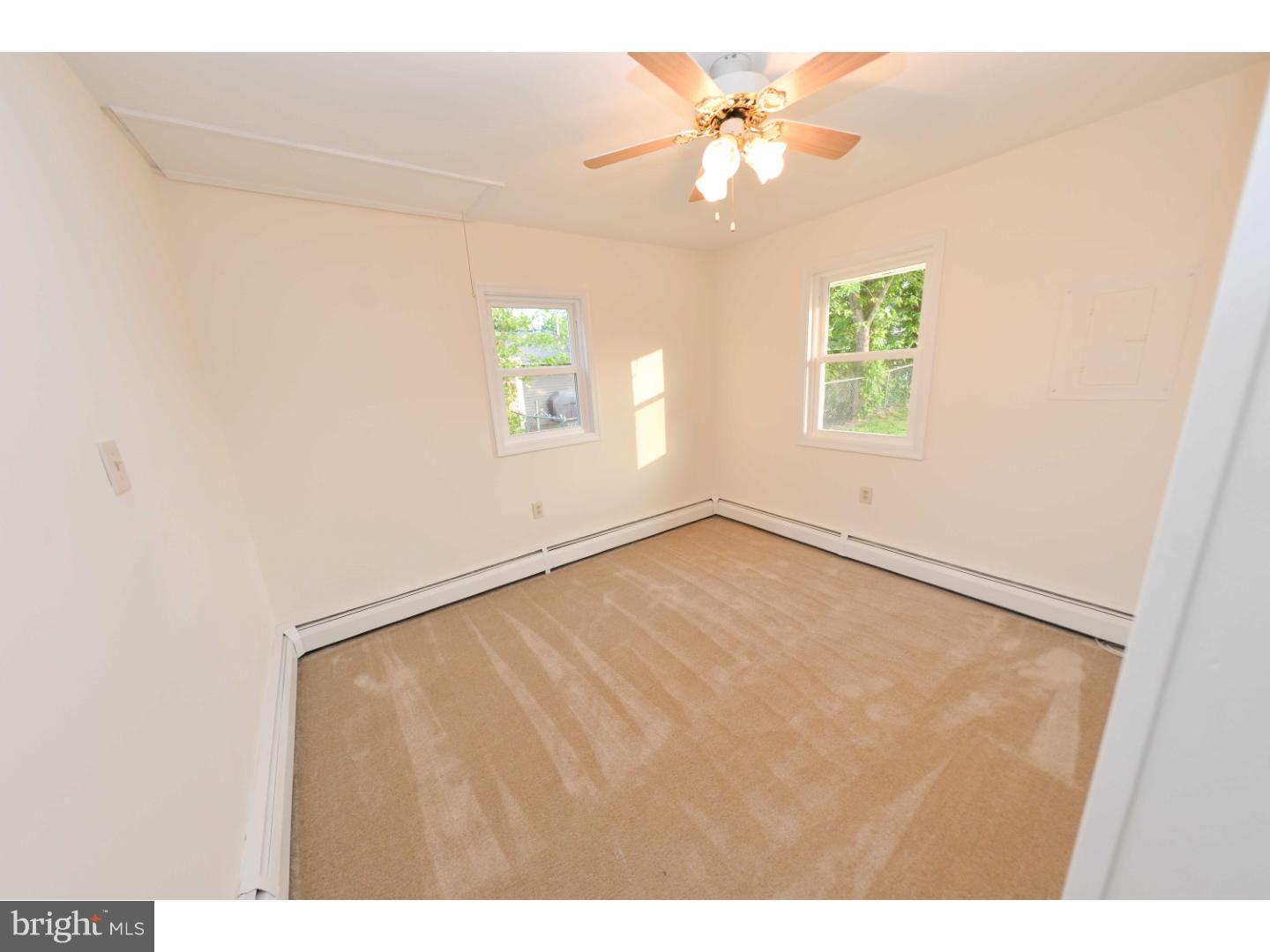 17 Butternut Road Levittown, PA 19057 - Photo 19 of 25 Gallery Image 19