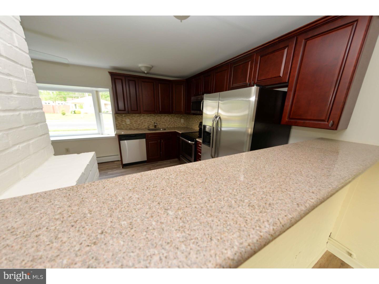 17 Butternut Road Levittown, PA 19057 - Photo 7 of 25 Gallery Image 7