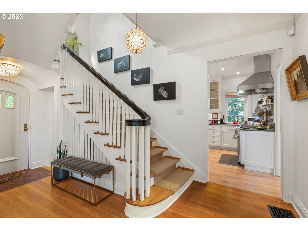 2677 Northwest Westover Road Portland, OR 97210 - Photo 26 of 48 a view of entryway and hall