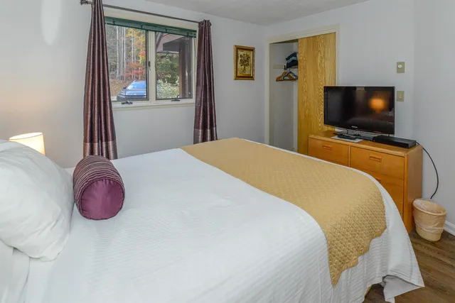 $252,000 | F33 Nordic Village Lane, Unit F33, Glen, NH 03838