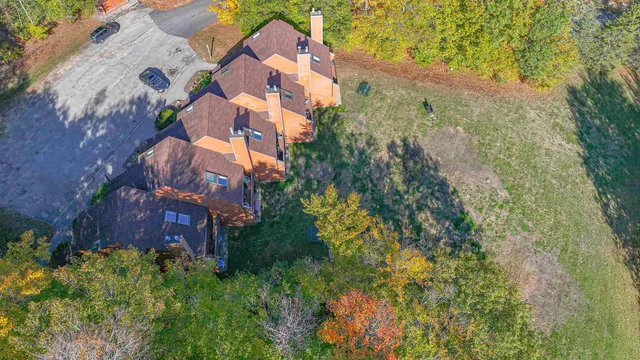 $252,000 | F33 Nordic Village Lane, Unit F33, Glen, NH 03838
