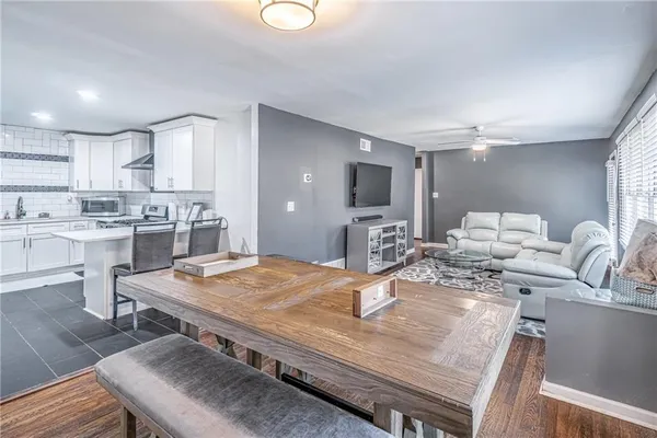 $1,995 | 2456 Harwood Drive, Atlanta, GA 30344