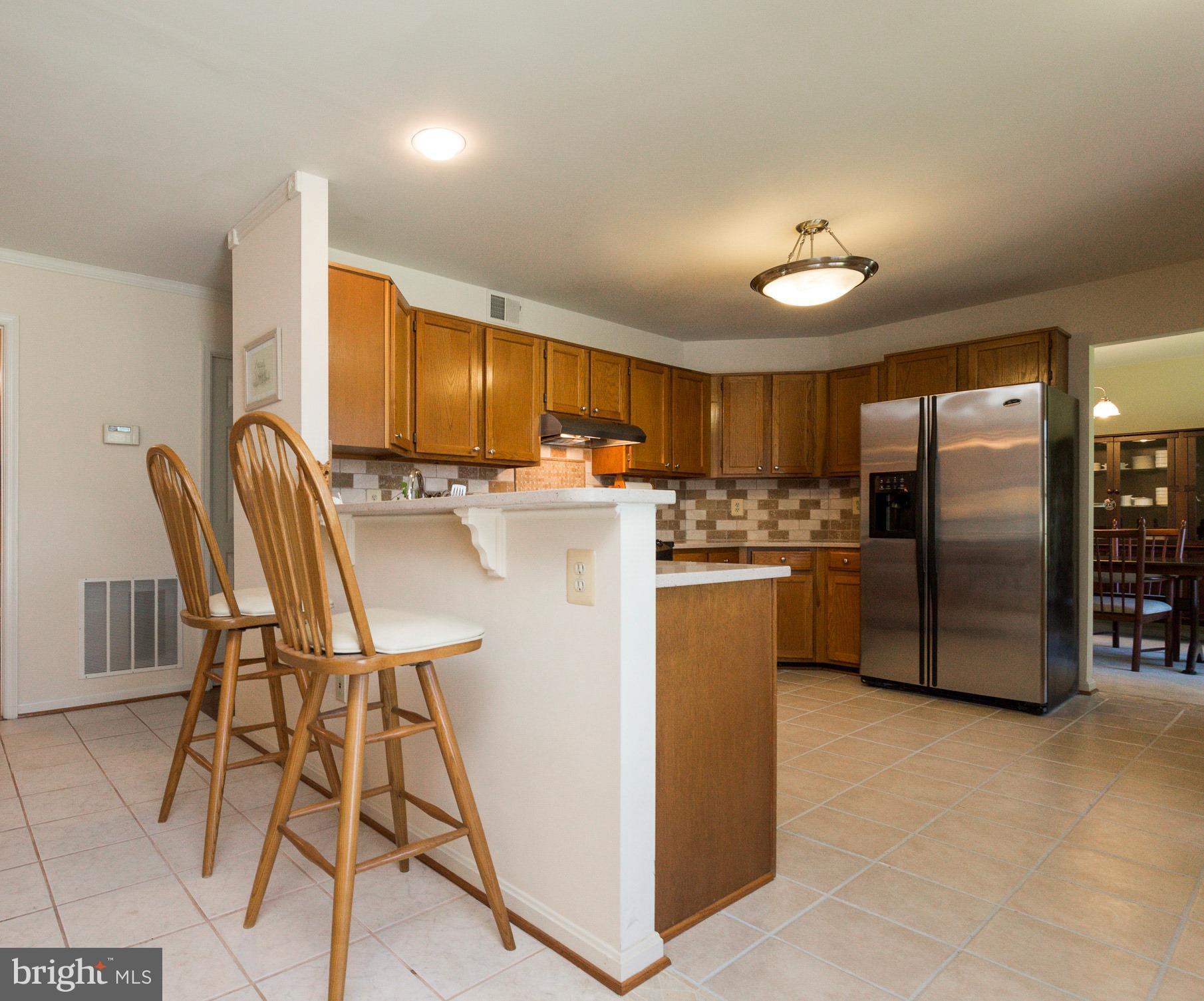 14 Appling Road Stafford, VA 22554 - Photo 12 of 30 Breakfast bar