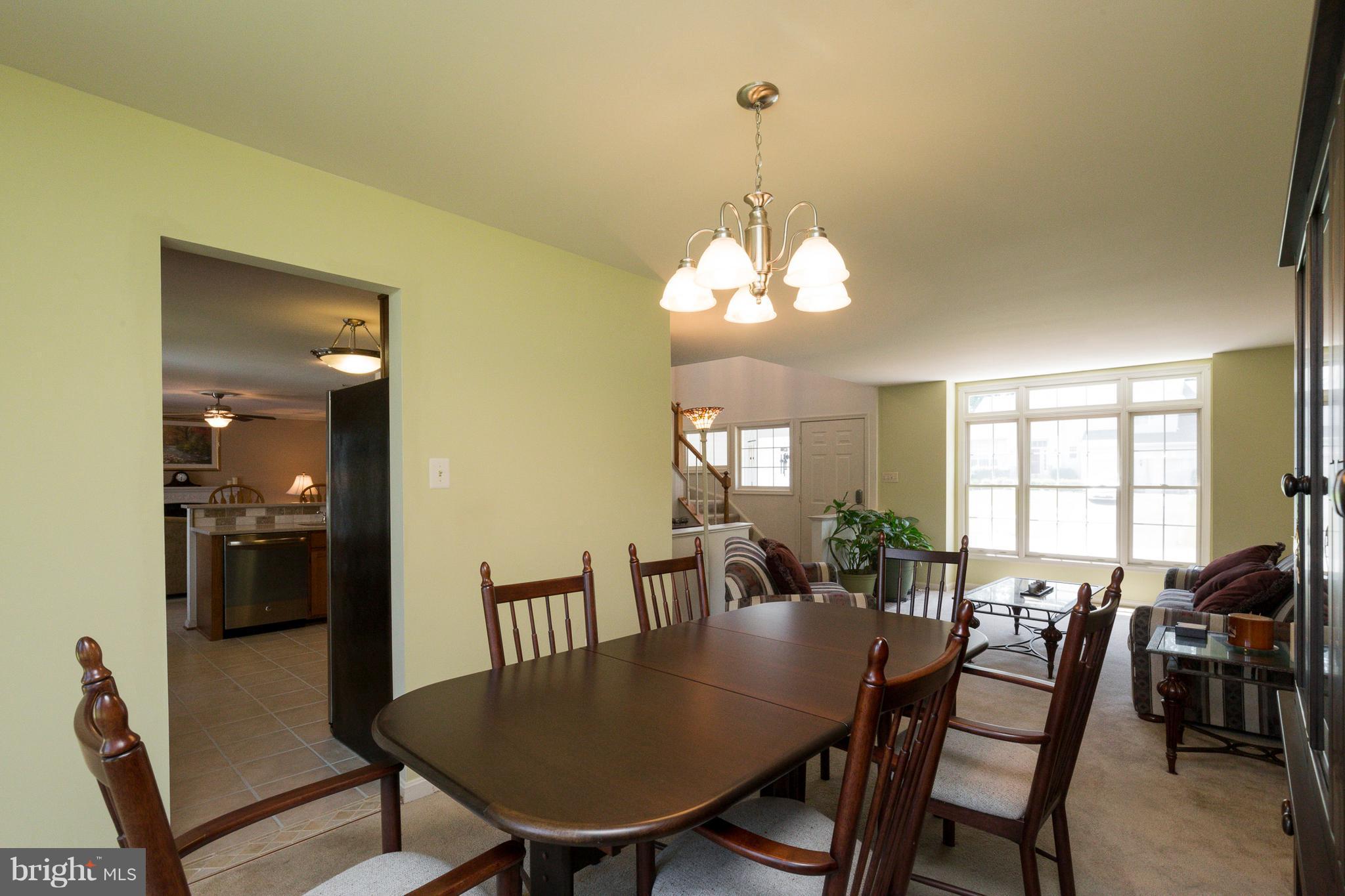 14 Appling Road Stafford, VA 22554 - Photo 9 of 30 Nice chandelier in dining room