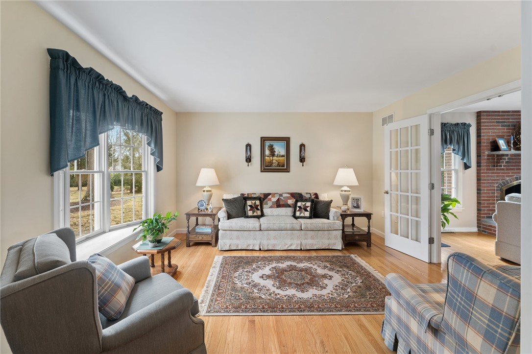 29 Wicklow Road Westerly, RI 02891 - Photo 15 of 48 Formal Living Room/Den