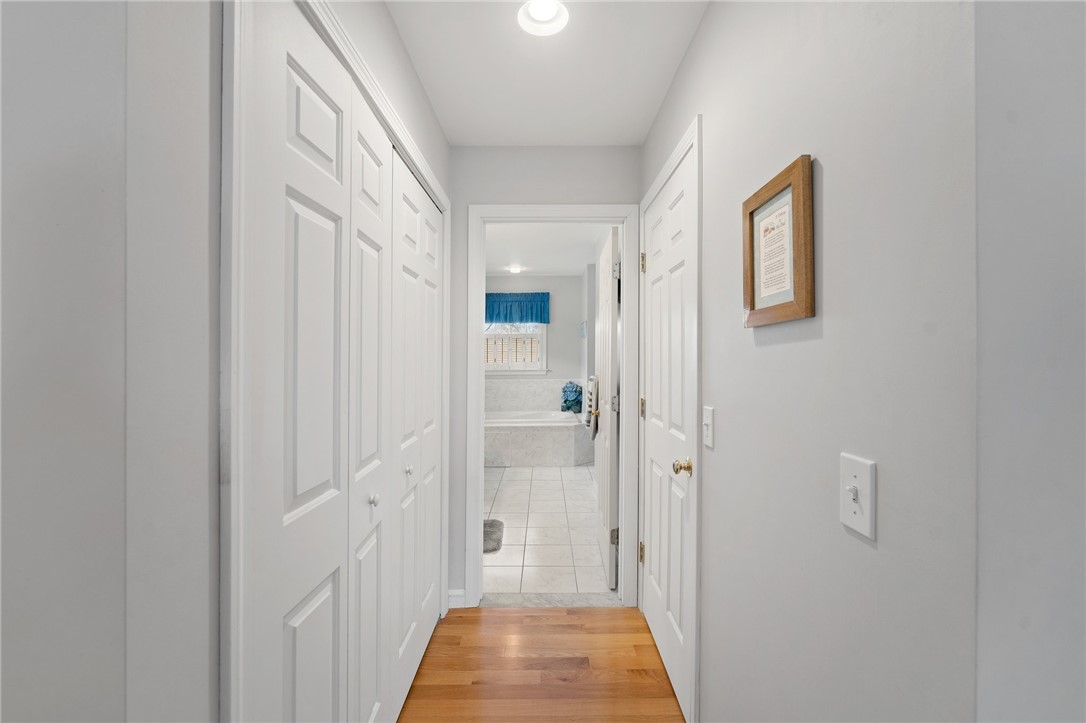 29 Wicklow Road Westerly, RI 02891 - Photo 32 of 48 Primary Suite