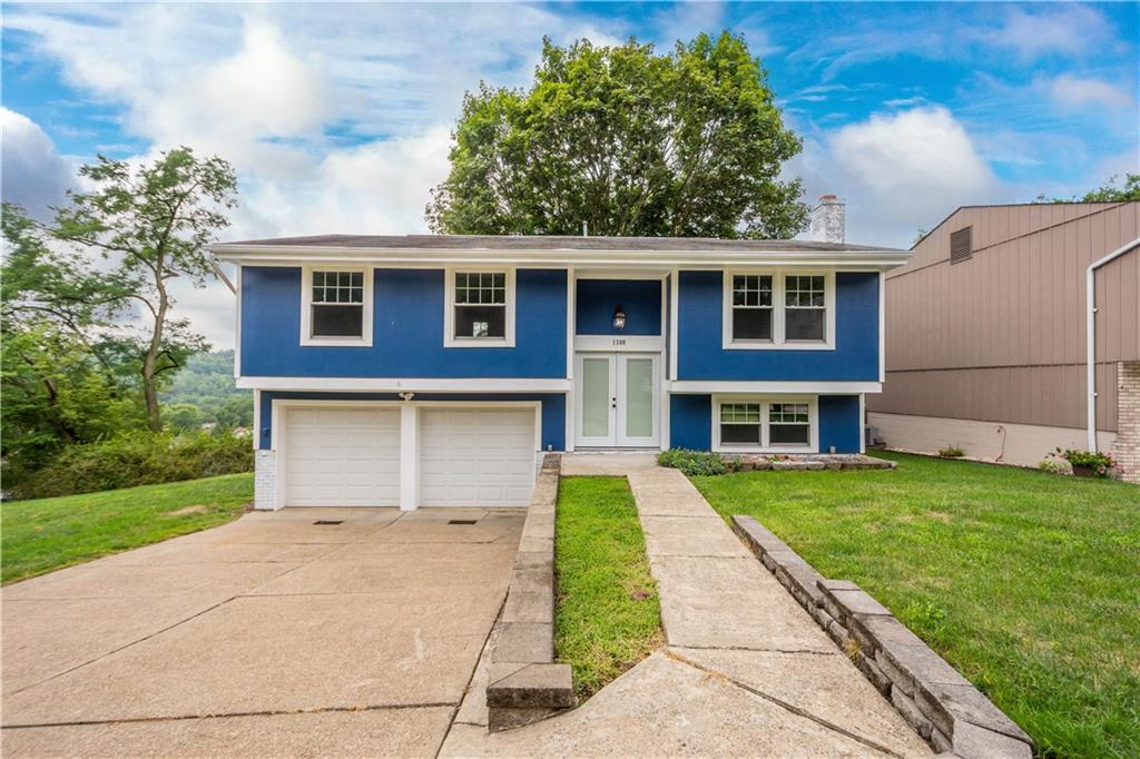 Welcome to 1300 Greenhill Road Ext