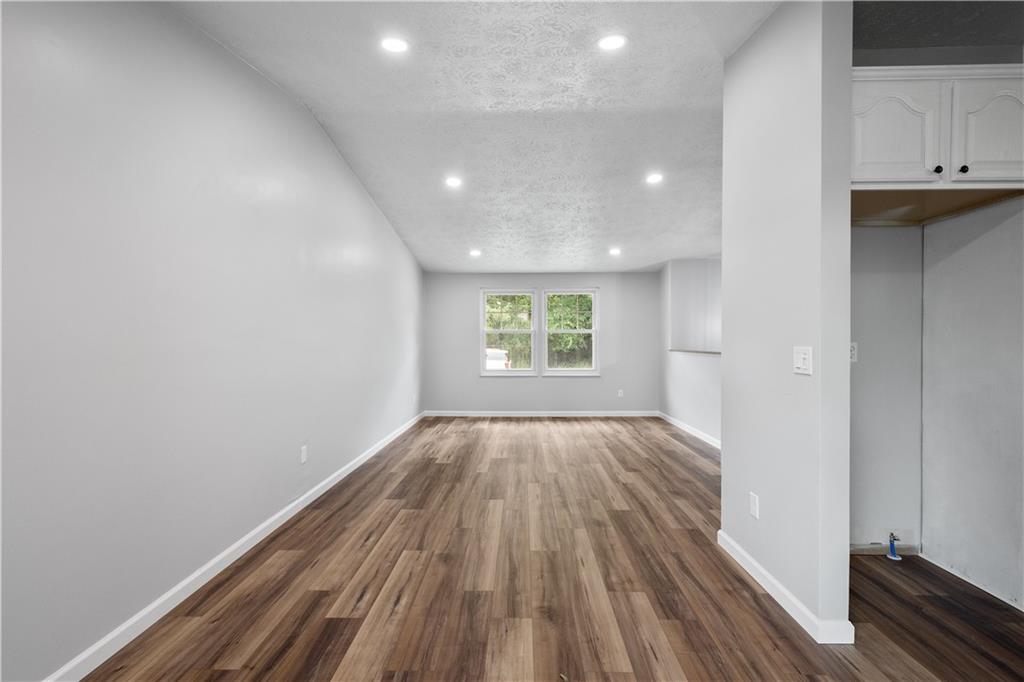 1300 Greenhill Rd Extension Pittsburgh, PA 15209 - Photo 12 of 32