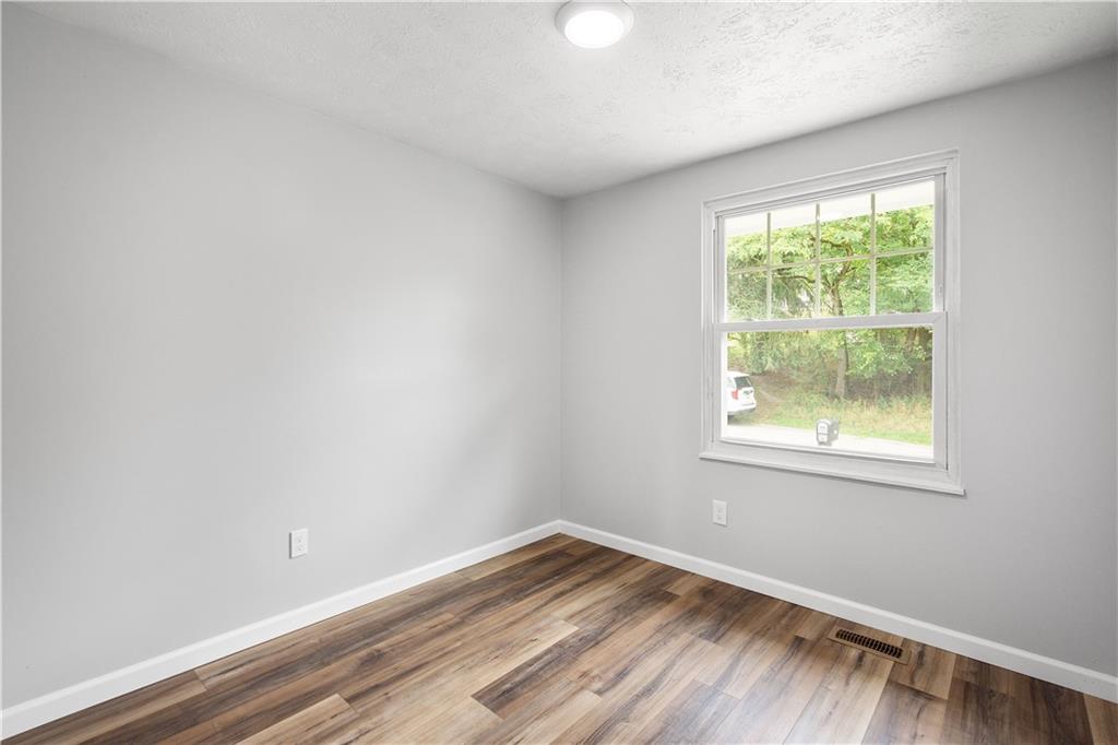 1300 Greenhill Rd Extension Pittsburgh, PA 15209 - Photo 20 of 32