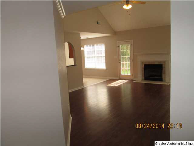 1035 Meriweather Court Calera, AL 35040 - Photo 5 of 31