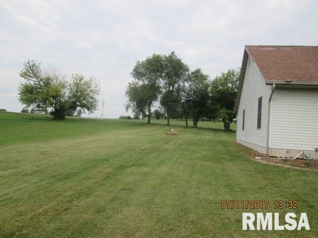 2569 Canterbury Road Muscatine, IA 52761 - Photo 2 of 13 Gallery Image 2