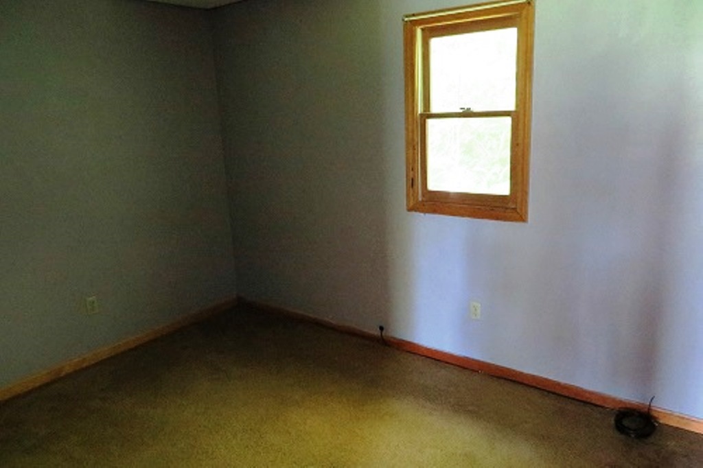 40 Patnaude Hill Road Bloomfield, VT 05905 - Photo 5 of 9 Gallery Image 5