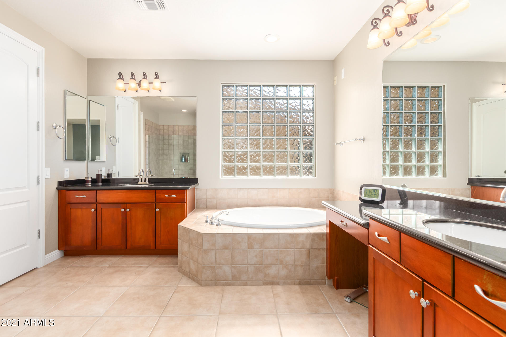 3907 East Rockingham Road Phoenix, AZ 85050 - Photo 23 of 47 23 - Rockingham