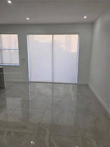 $3,300 | 16643 Southwest 80th Terrace, Unit 16643, Miami, FL 33193