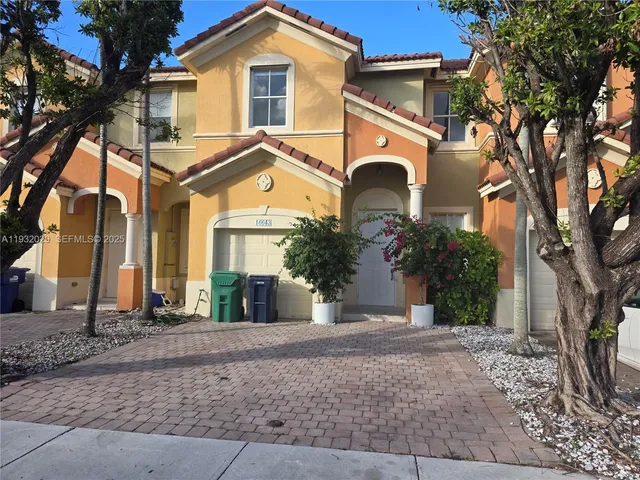 $3,300 | 16643 Southwest 80th Terrace, Unit 16643, Miami, FL 33193