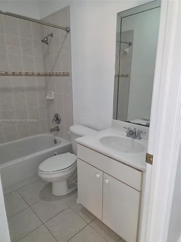$3,300 | 16643 Southwest 80th Terrace, Unit 16643, Miami, FL 33193