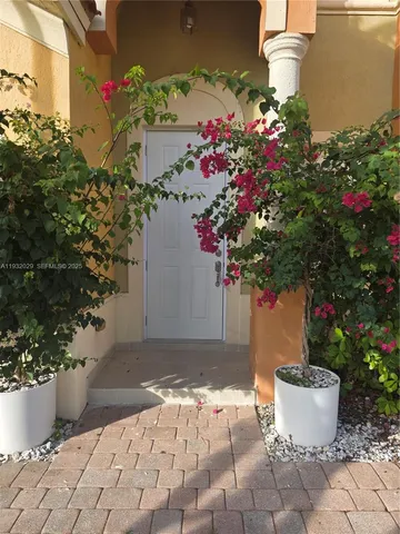 $3,300 | 16643 Southwest 80th Terrace, Unit 16643, Miami, FL 33193