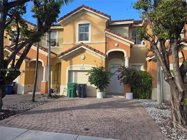 $3,300 | 16643 Southwest 80th Terrace, Unit 16643, Miami, FL 33193
