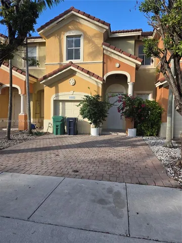 $3,300 | 16643 Southwest 80th Terrace, Unit 16643, Miami, FL 33193