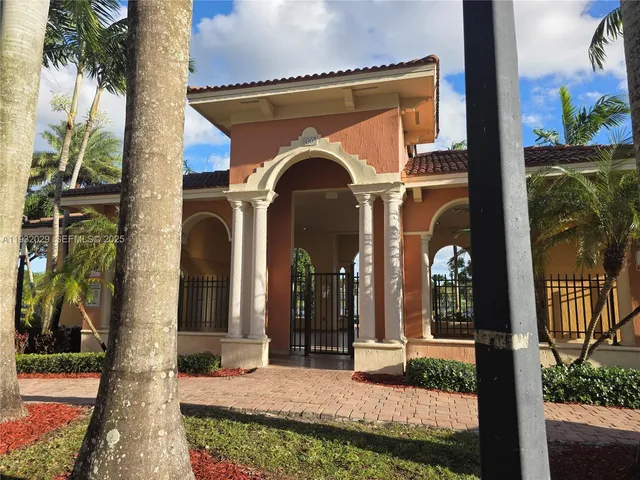 $3,300 | 16643 Southwest 80th Terrace, Unit 16643, Miami, FL 33193