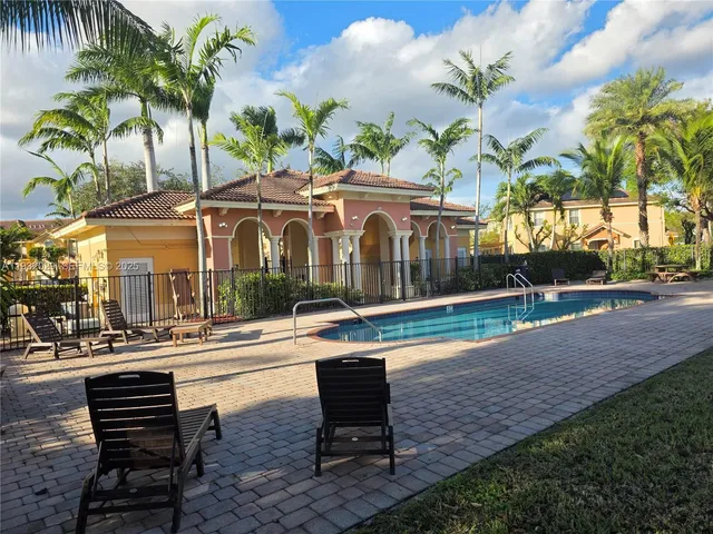 $3,300 | 16643 Southwest 80th Terrace, Unit 16643, Miami, FL 33193