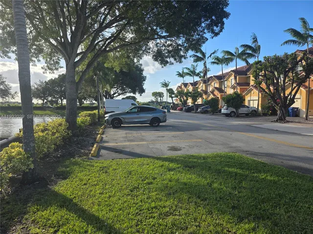 $3,300 | 16643 Southwest 80th Terrace, Unit 16643, Miami, FL 33193