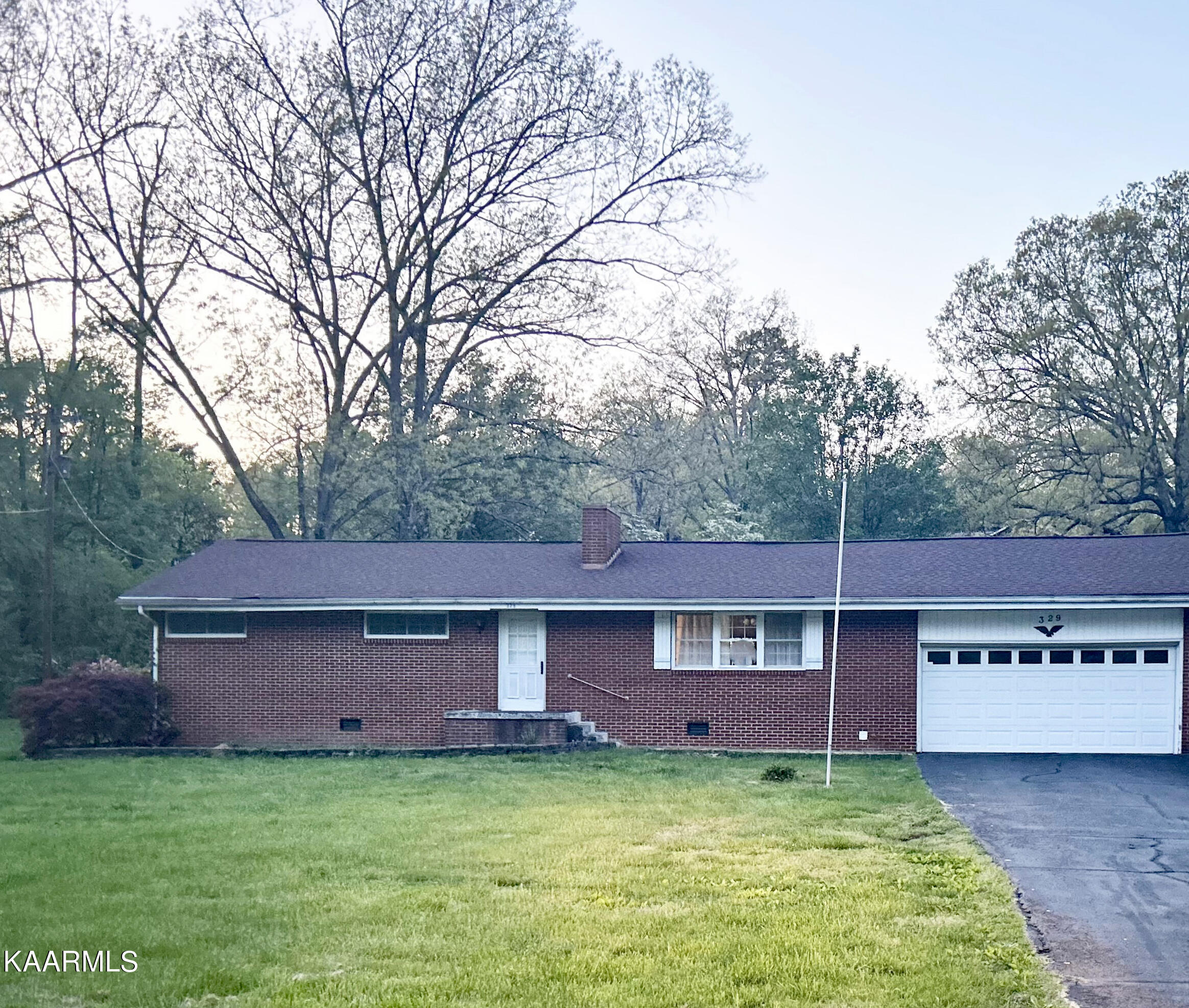 329 East Norton Road Knoxville, TN 37920 - Photo 1 of 1 IMG_9517