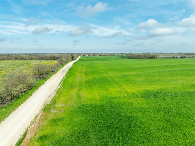 $1,182,000 | 3240 County Road 3240, Mount Calm, TX 76673