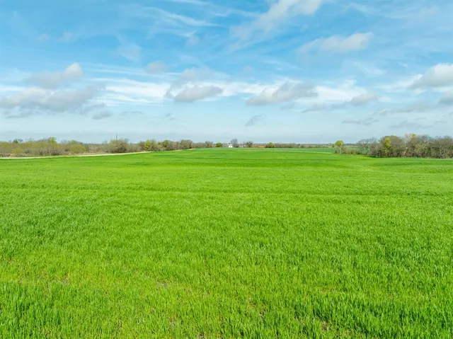 $1,182,000 | 3240 County Road 3240, Mount Calm, TX 76673