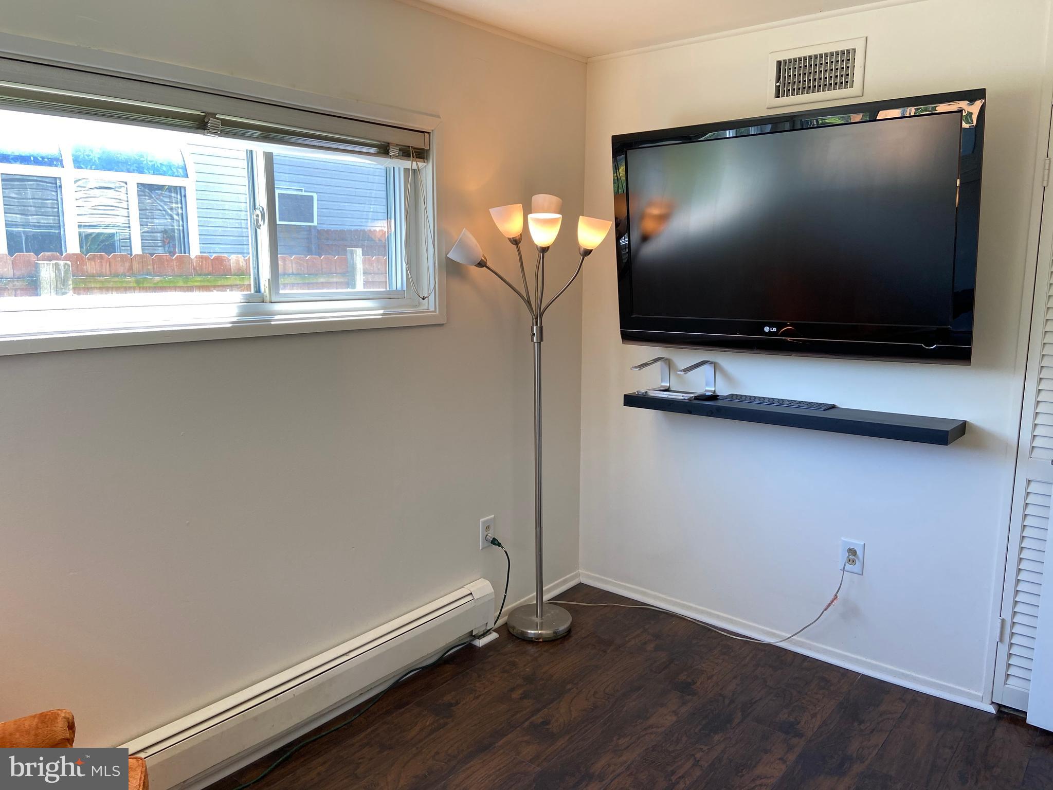 37 Quarter Turn East Road Levittown, PA 19057 - Photo 27 of 48 First floor bedroom used as tv/office