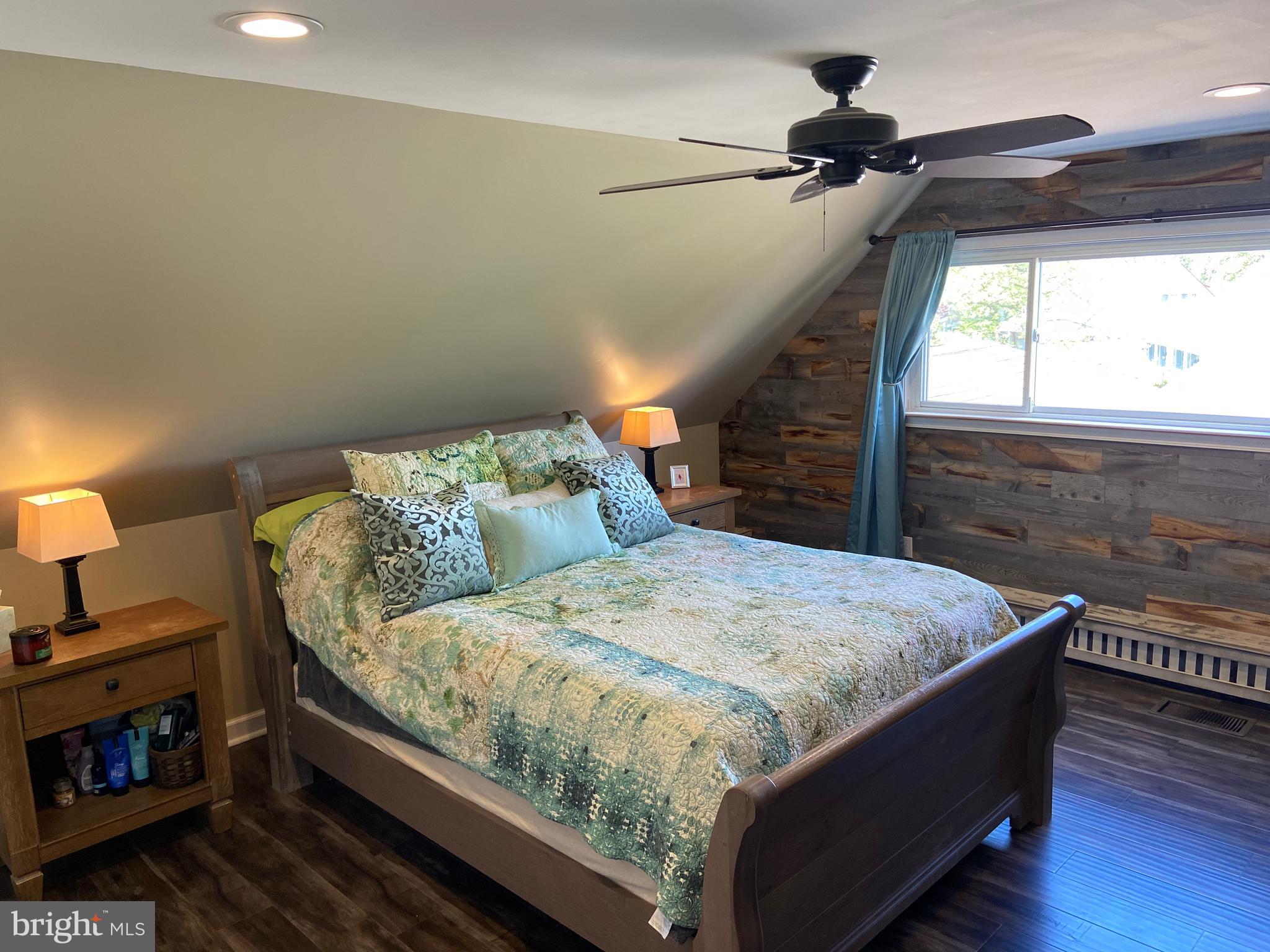 37 Quarter Turn East Road Levittown, PA 19057 - Photo 40 of 48 Master Bedroom with hardwood floors & accent wall