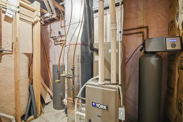 $209,900 | 323 Mower Place Northwest, Owatonna, MN 55060