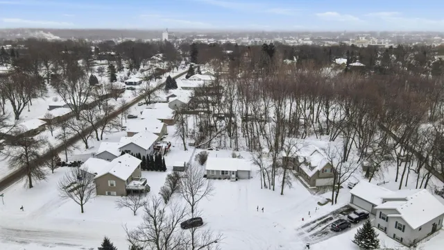 $209,900 | 323 Mower Place Northwest, Owatonna, MN 55060