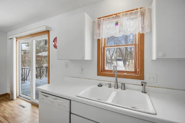 $209,900 | 323 Mower Place Northwest, Owatonna, MN 55060