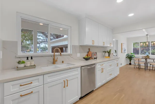 $3,698,000 | 905 Spencer Way, Los Altos, CA 94024