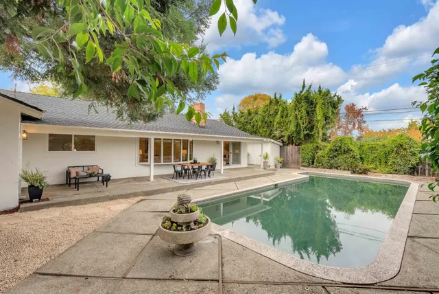 $3,698,000 | 905 Spencer Way, Los Altos, CA 94024