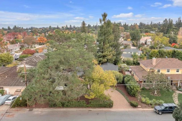 $3,698,000 | 905 Spencer Way, Los Altos, CA 94024