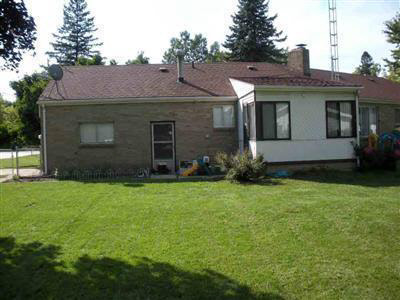 6494 North Genesee Road Flint, MI 48506 - Photo 10 of 12 20186202-9.JPG