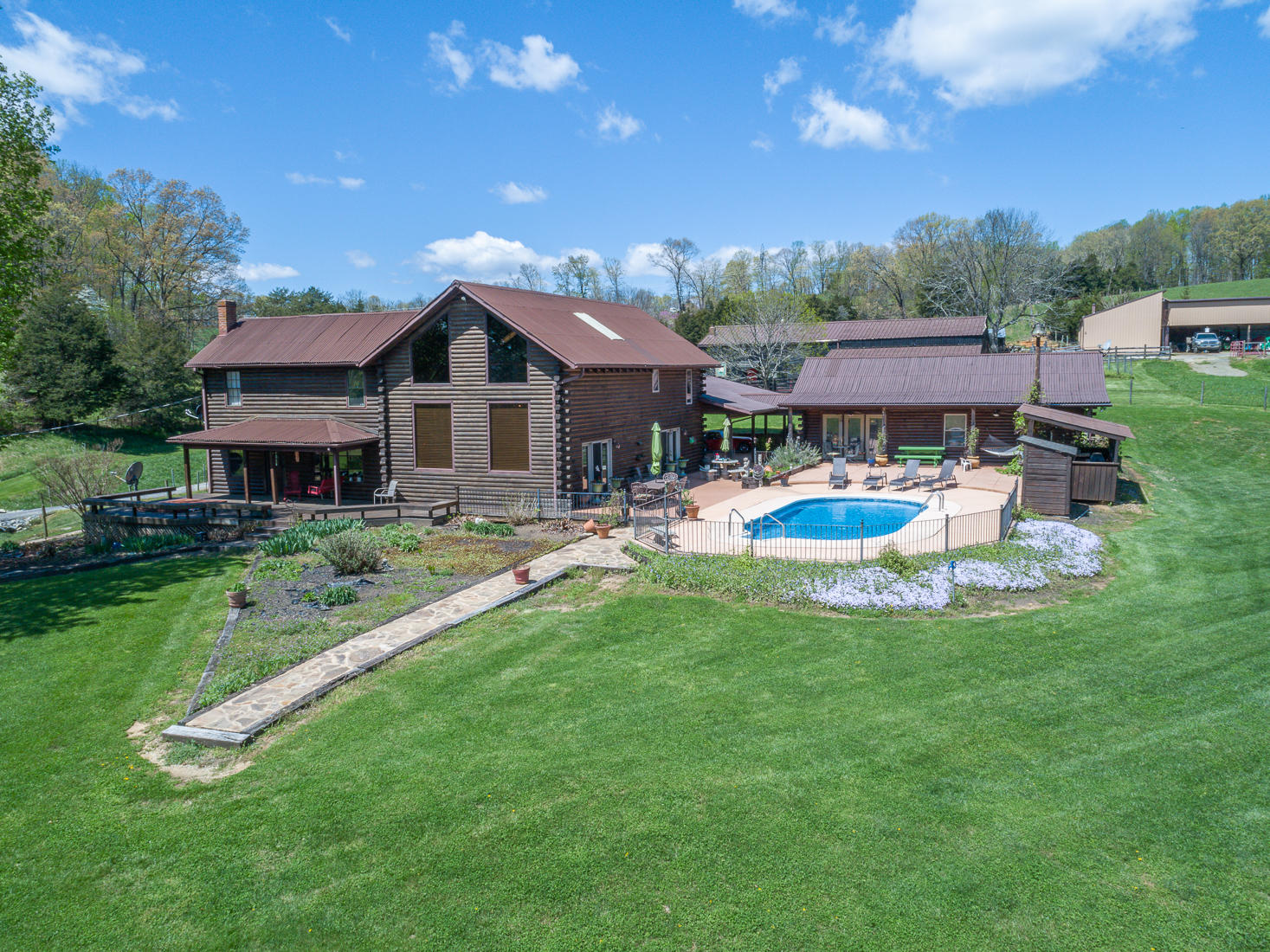 183 Connect Road Buchanan, VA 24066 - Photo 88 of 97 untitled-88