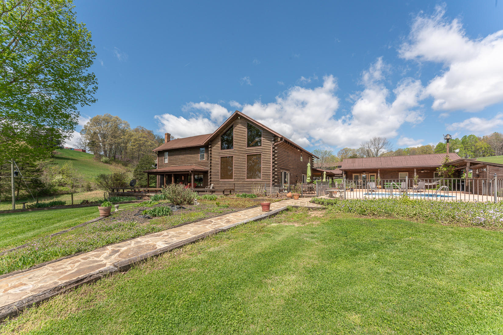 183 Connect Road Buchanan, VA 24066 - Photo 93 of 97 untitled-93