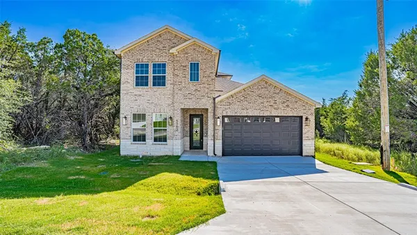 $365,000 | 5702 Barkridge Drive, Granbury, TX 76048