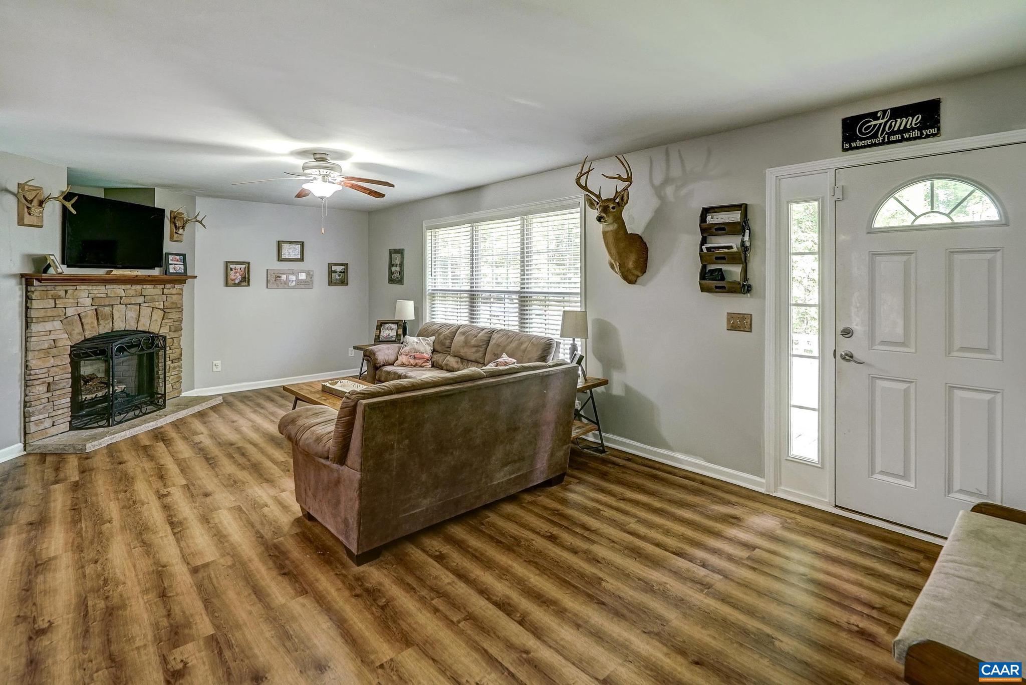 1447 Fredericks Hall Road Bumpass, VA 23024 - Photo 3 of 46