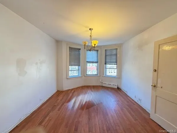 $849,000 | 2896 Heath Avenue | Kingsbridge Heights