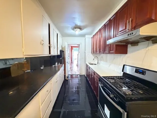 $849,000 | 2896 Heath Avenue | Kingsbridge Heights
