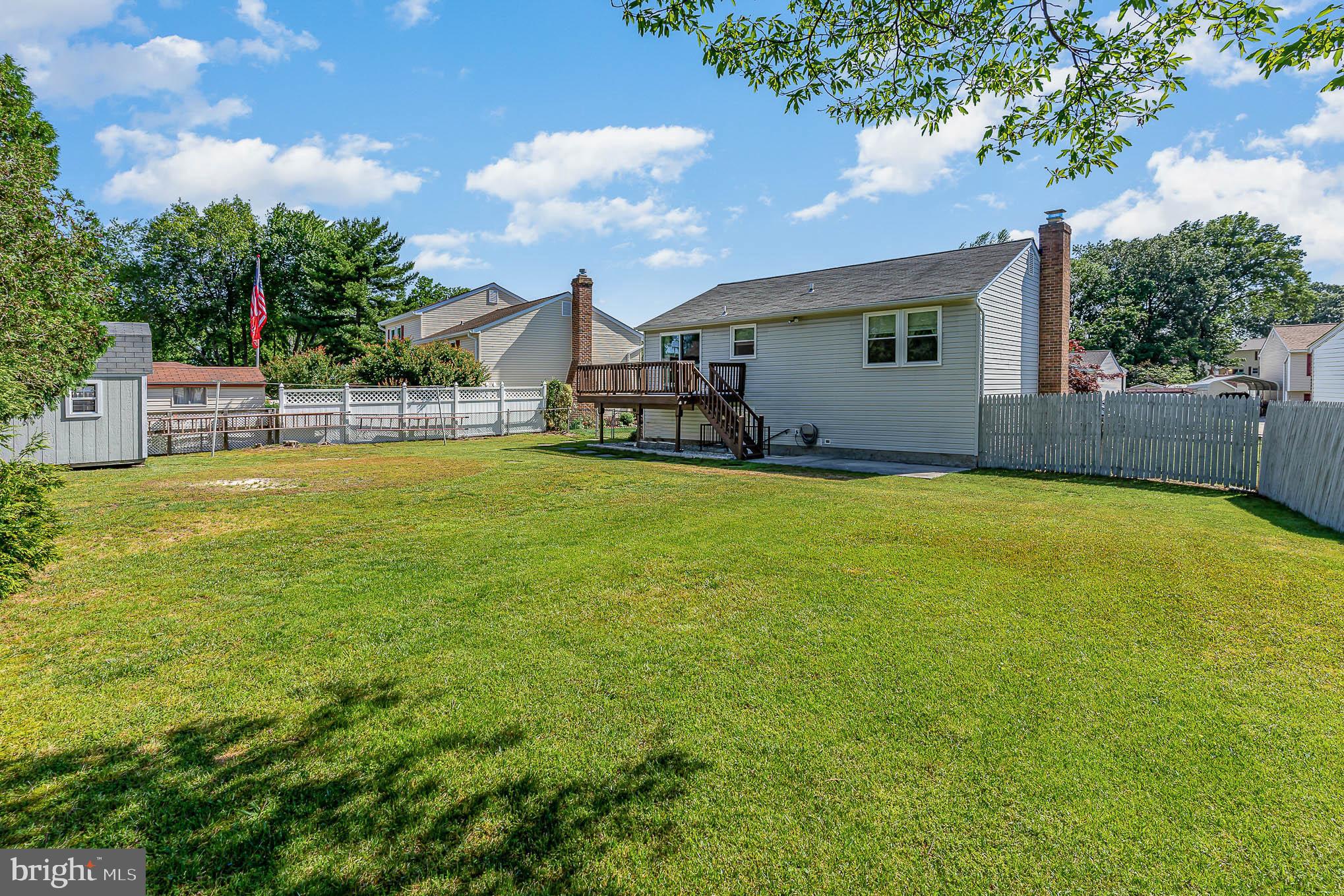 4 Tulip Tree Court Baltimore, MD 21221 - Photo 4 of 24 beautiful flat fenced in yard!