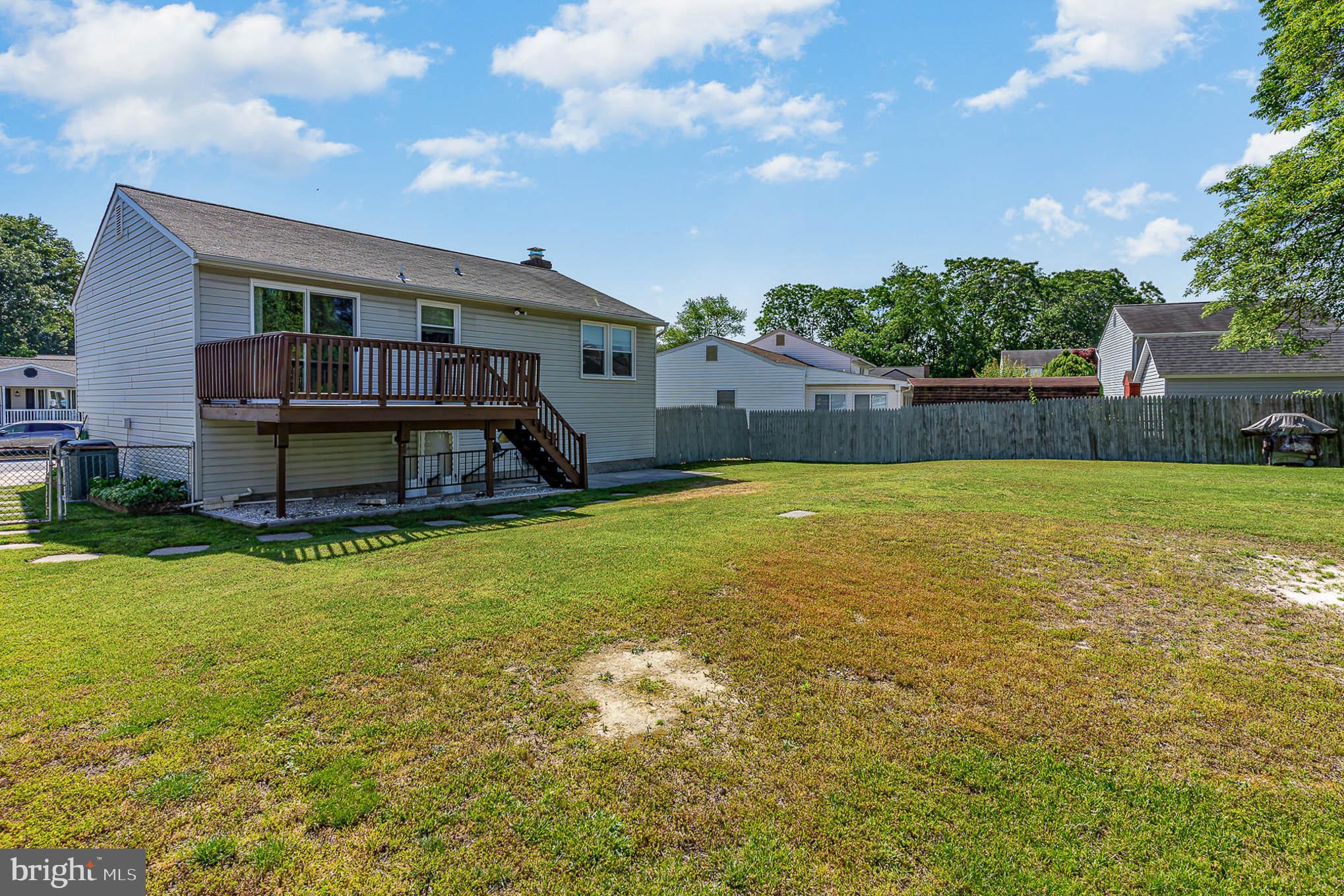 4 Tulip Tree Court Baltimore, MD 21221 - Photo 5 of 24 Gallery Image 5