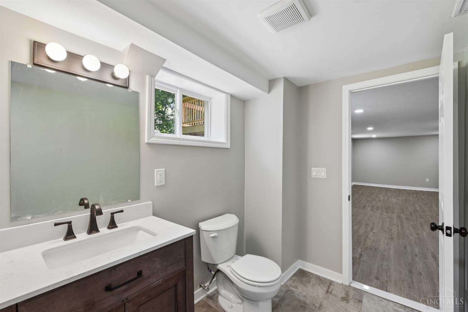 7474 Edgemont Road Cincinnati, OH 45237 - Photo 24 of 53 Gallery Image 24