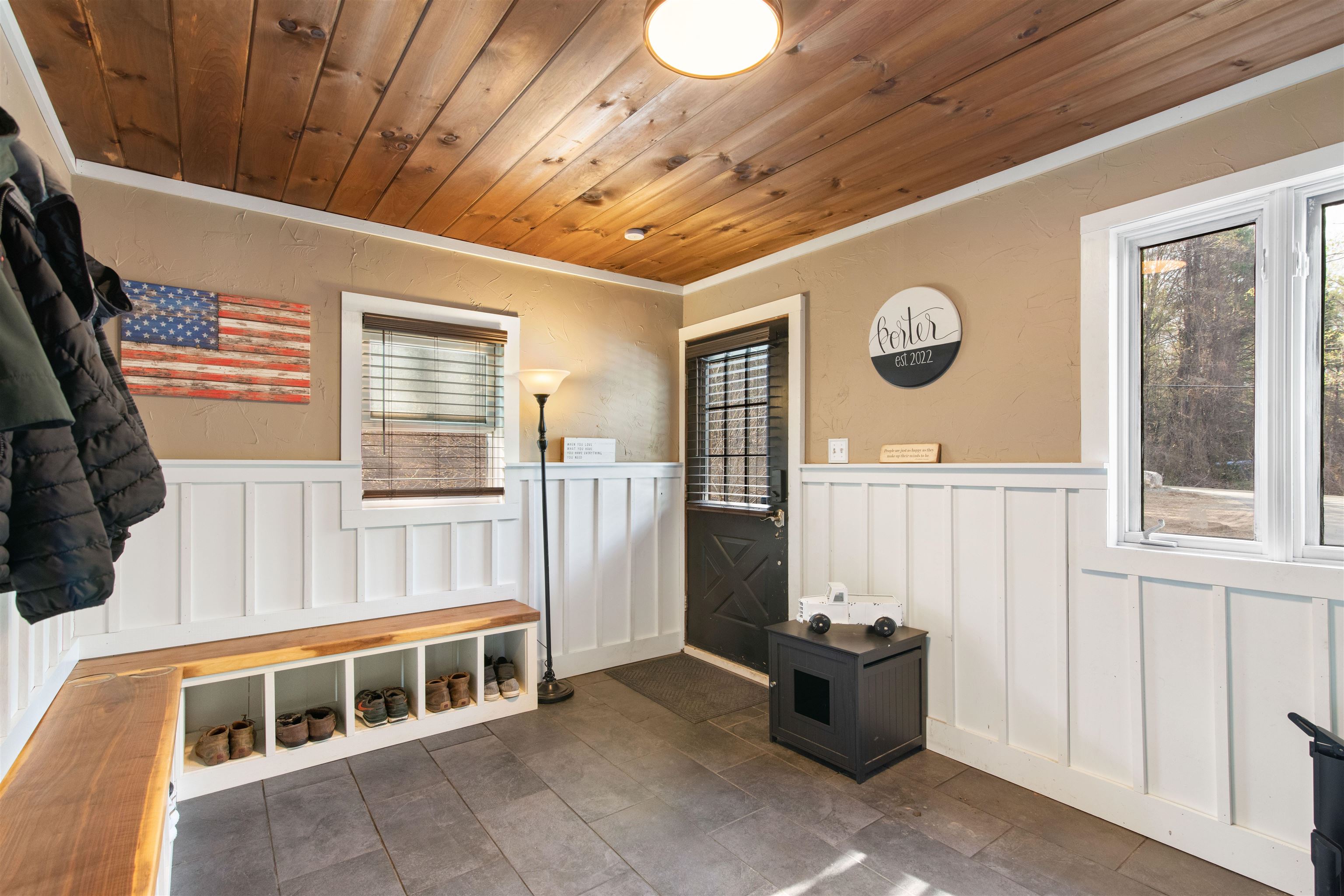 961 Meadowbrook Road Brattleboro, VT 05301 - Photo 2 of 21